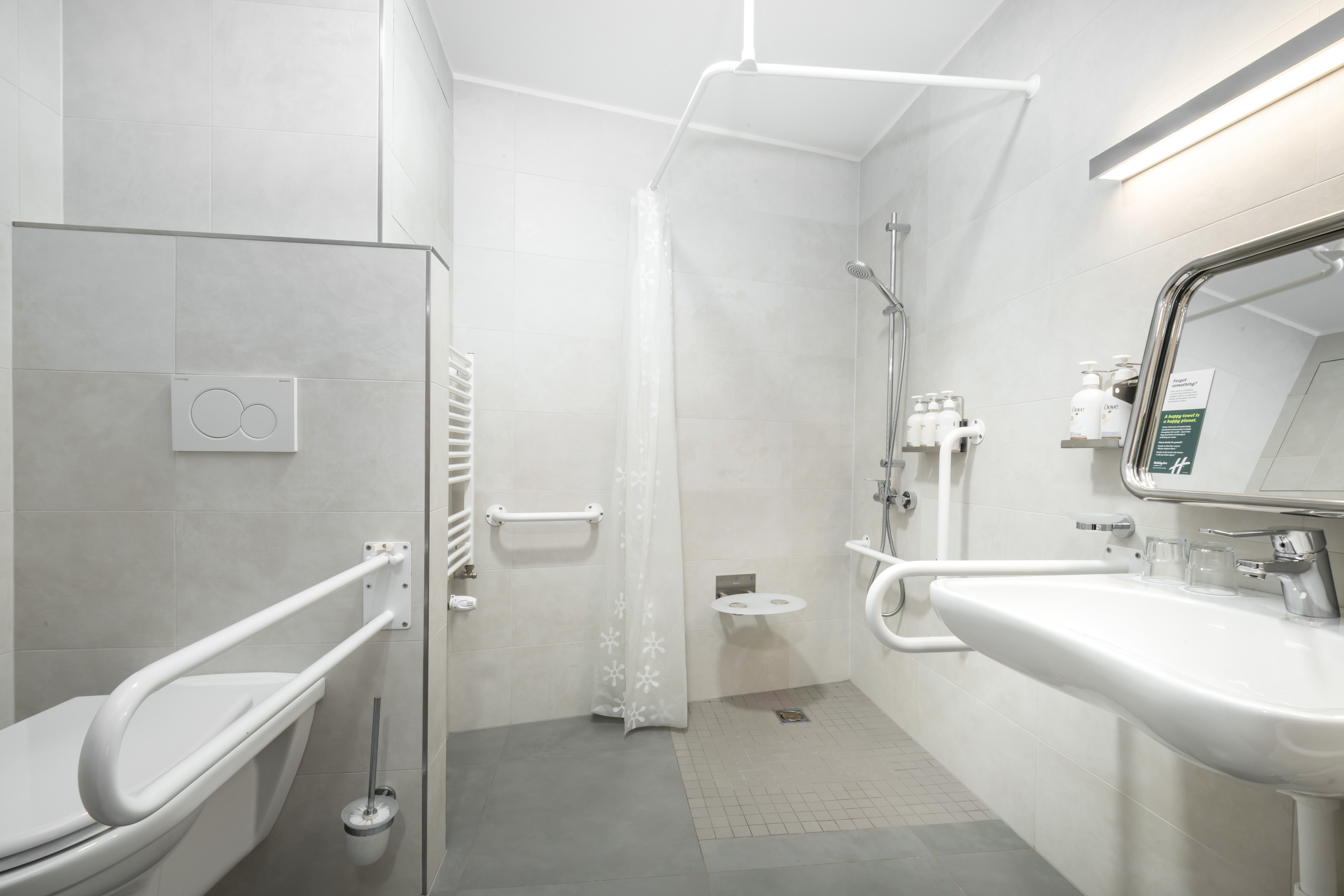 Holiday Inn Prague Congress Centre 50/50