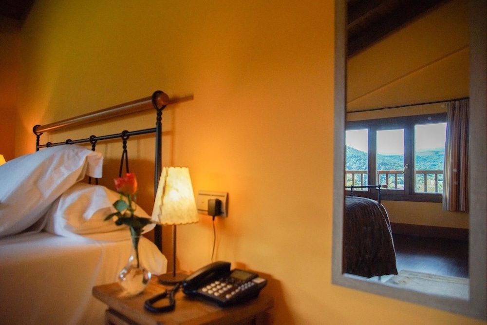 HOTEL USATEGIETA 20/50