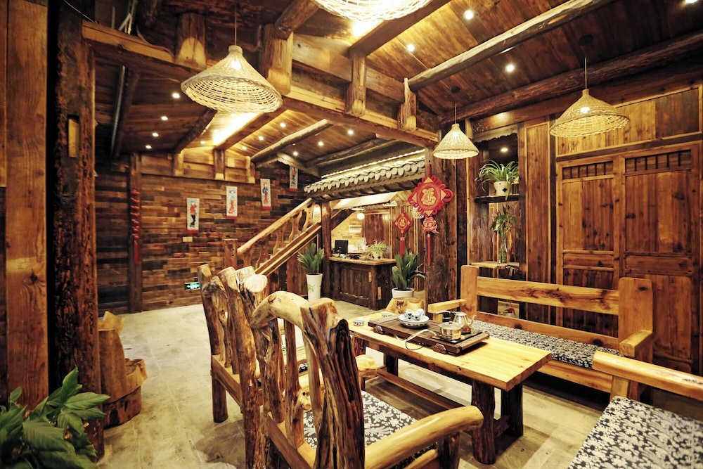 Xiangxi Dreamweaver Inn 38/50