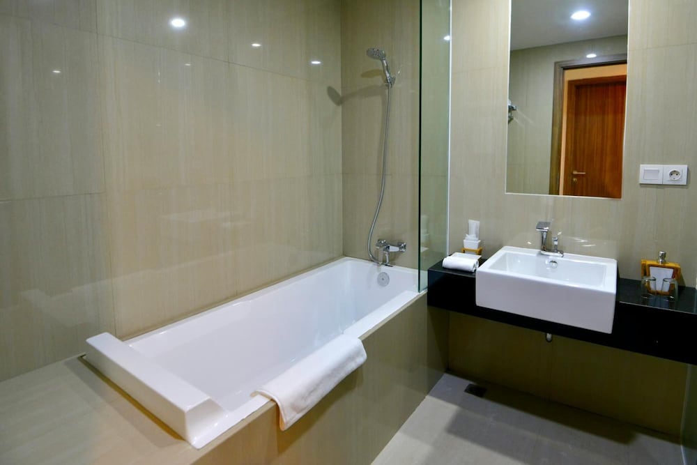 ODUA WESTON JAMBI 10/51