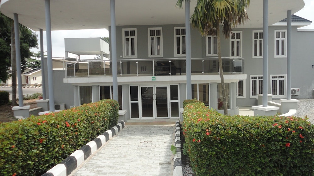 Mitros Residences 1/14