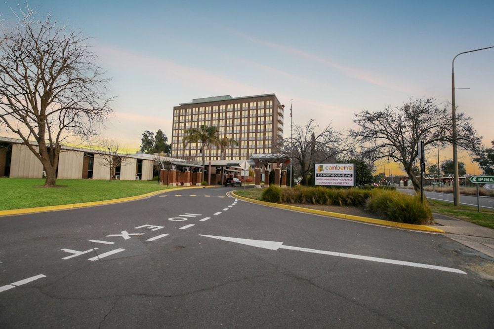 Canberra Accommodation Centre 55/63