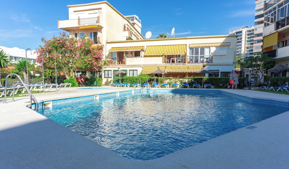 Hotel Los Jazmines 6/69