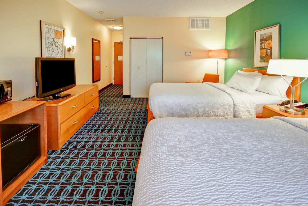 Fairfield Inn Suites Saratoga Malta 9/19