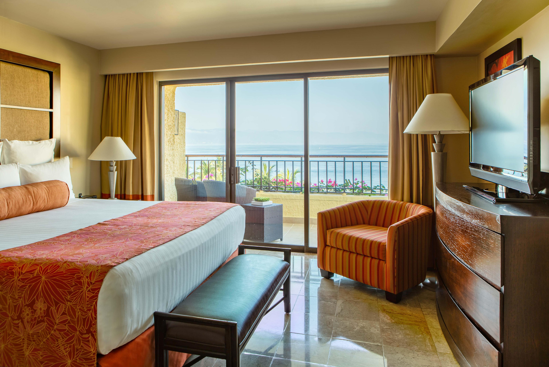 Standard, Sea View
