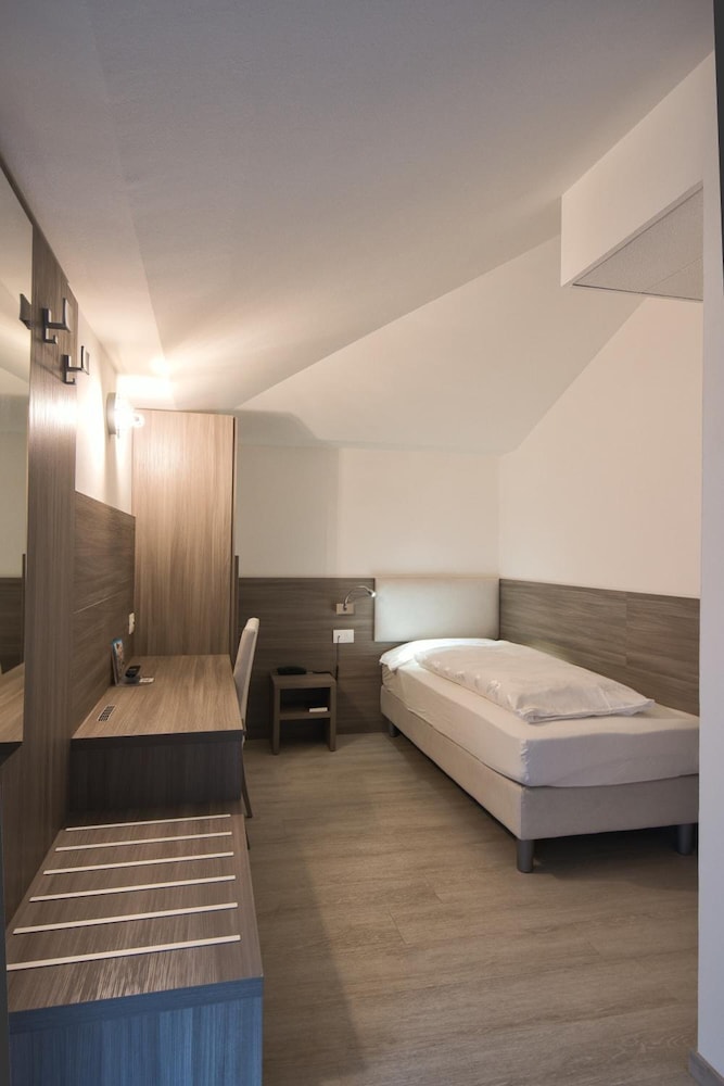 Hotel Garni Villa Fontana 15/40