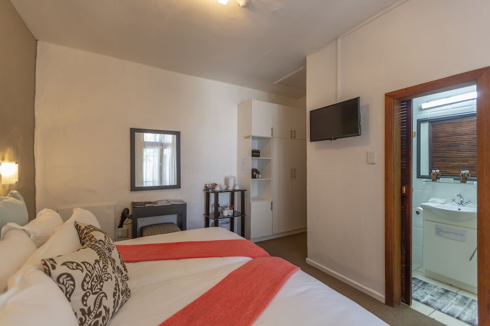 Point B Guest House 22/75
