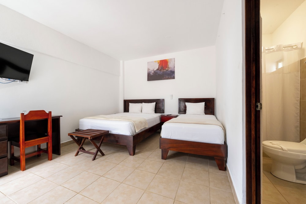 STANDARD, 1 QUEEN AND 1 SINGLE BED