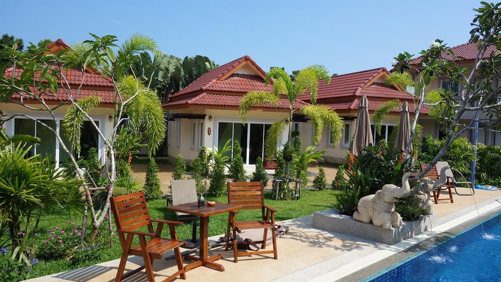 Baan Sooksiri Bangsaray 14/58