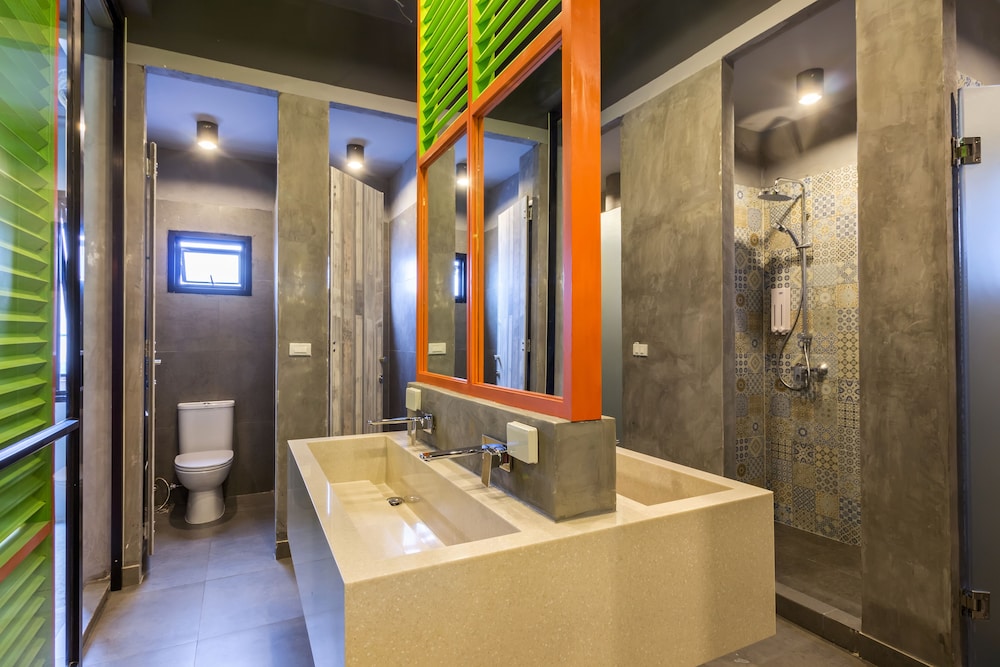 Isanook Hostel 25/28