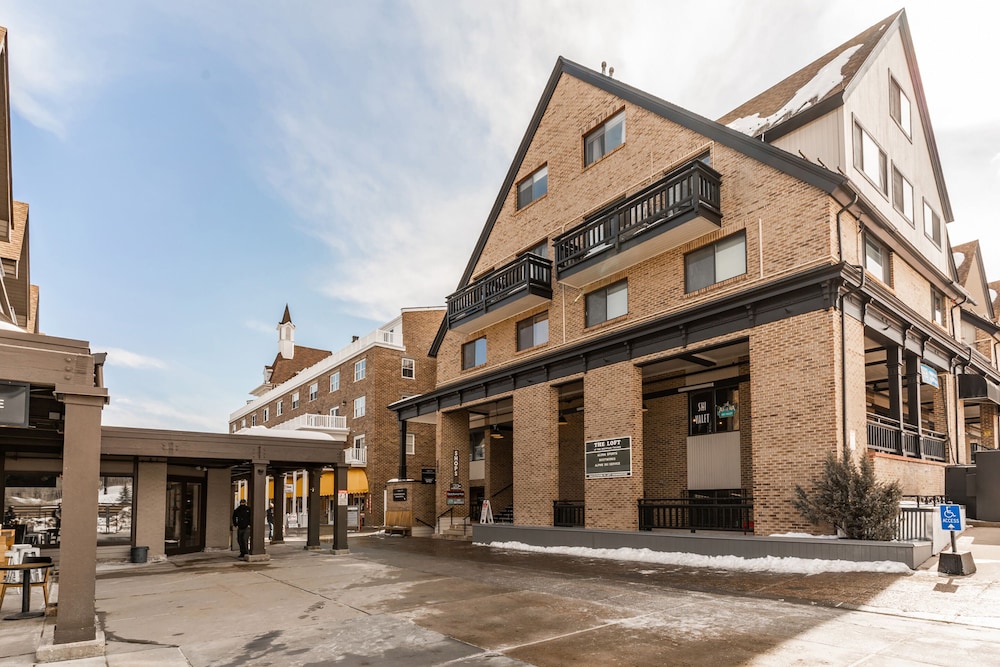 The Loft At Mountain Village By All Seasons Resort Lodging 34/50