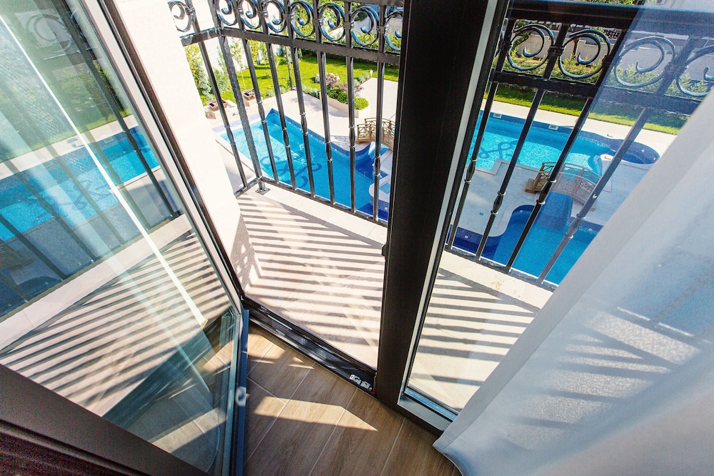 BOUTIQUE HOTEL MOMENTUM by Aycon 7/195