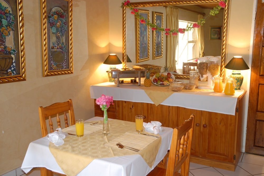 Purple Olive Guest House 37/53