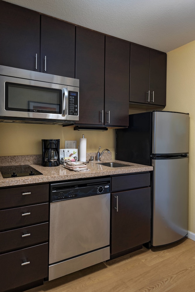 TownePlace Suites Albuquerque North 5/25