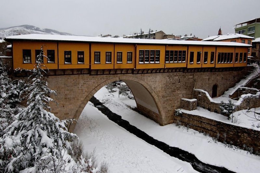 Guner Hotel 2/42