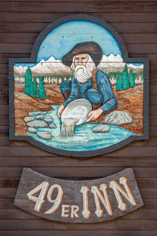 49 Er Inn And Suites 38/68