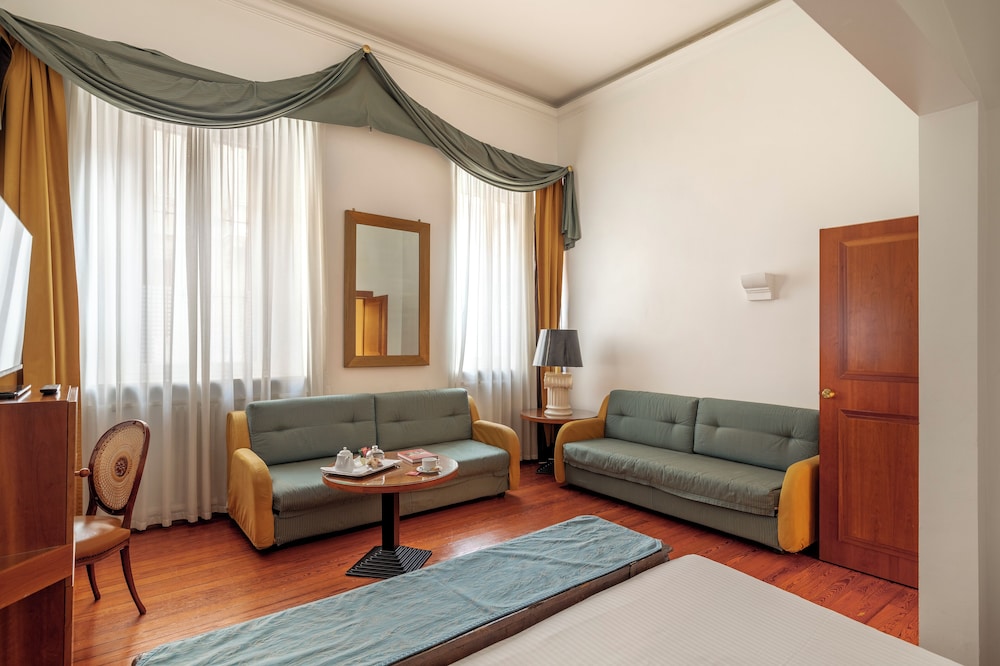 Hotel Sanpi Milano 44/74