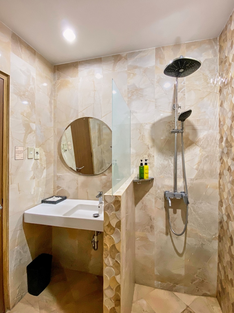Hotel Alia Boutique Pasar Baru 50/50