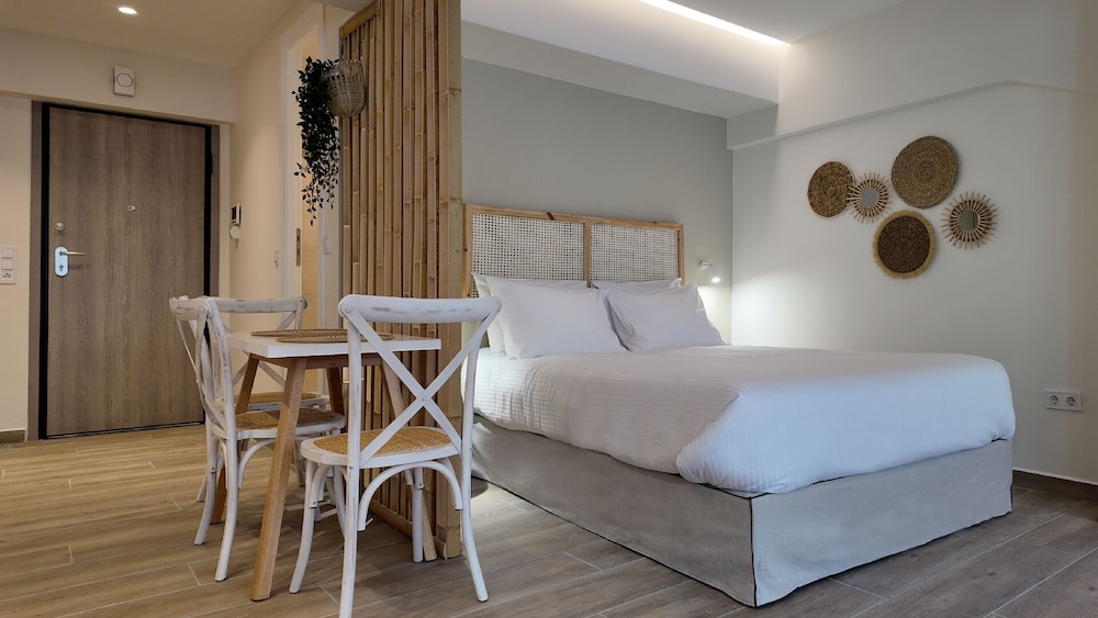 Euphoria Apartments 21/56