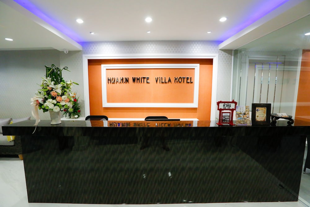 Hua Hin White Villa 7/68