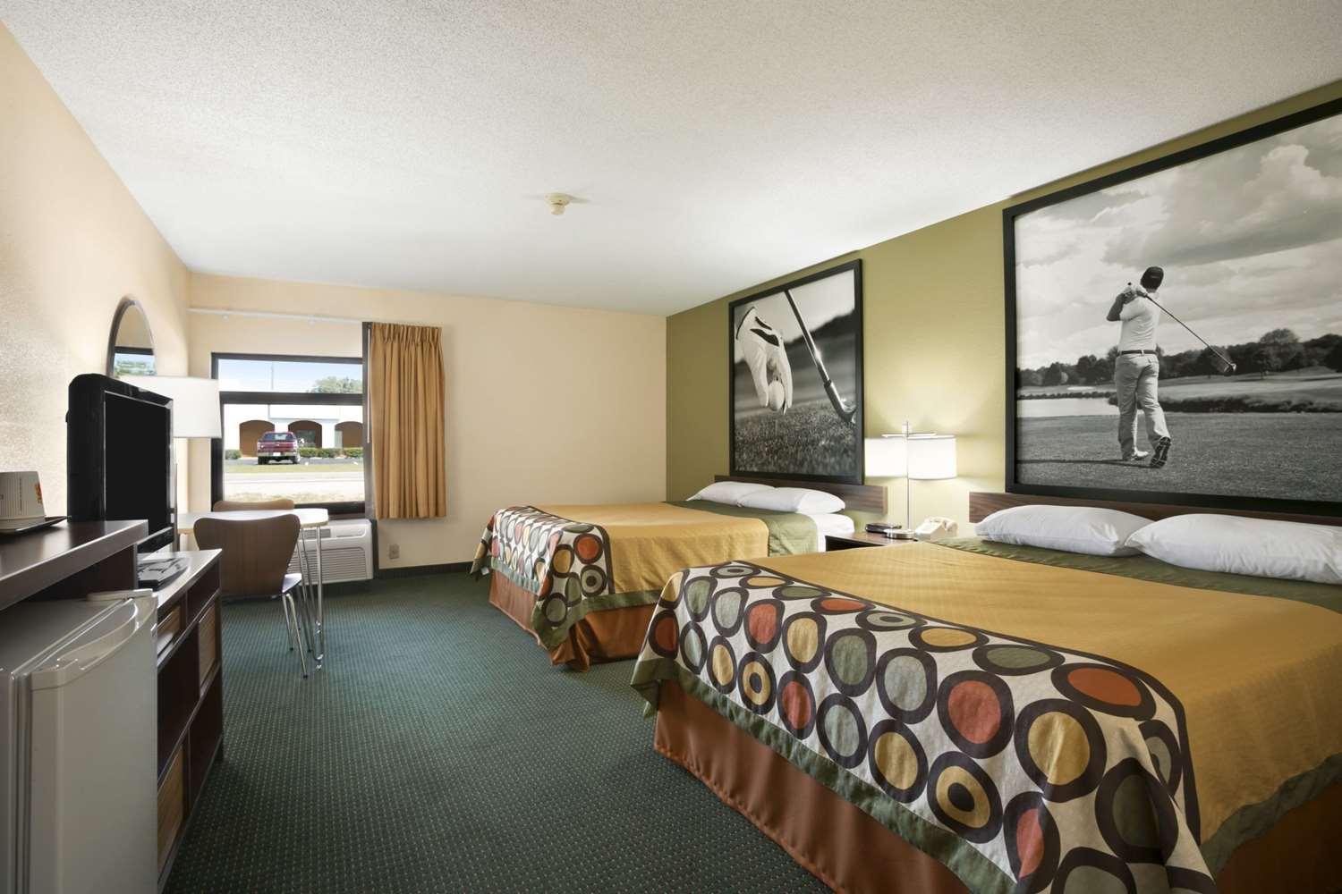Super 8 by Wyndham Columbia City 8/19