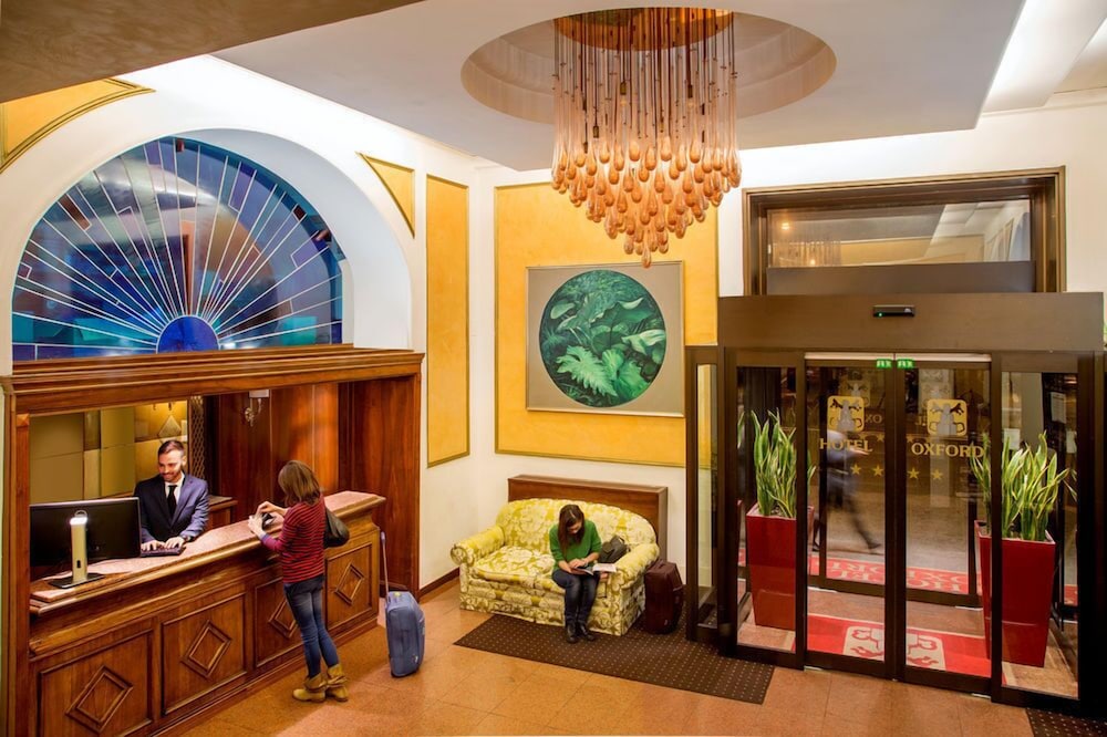 Oxford Hotel 46/64