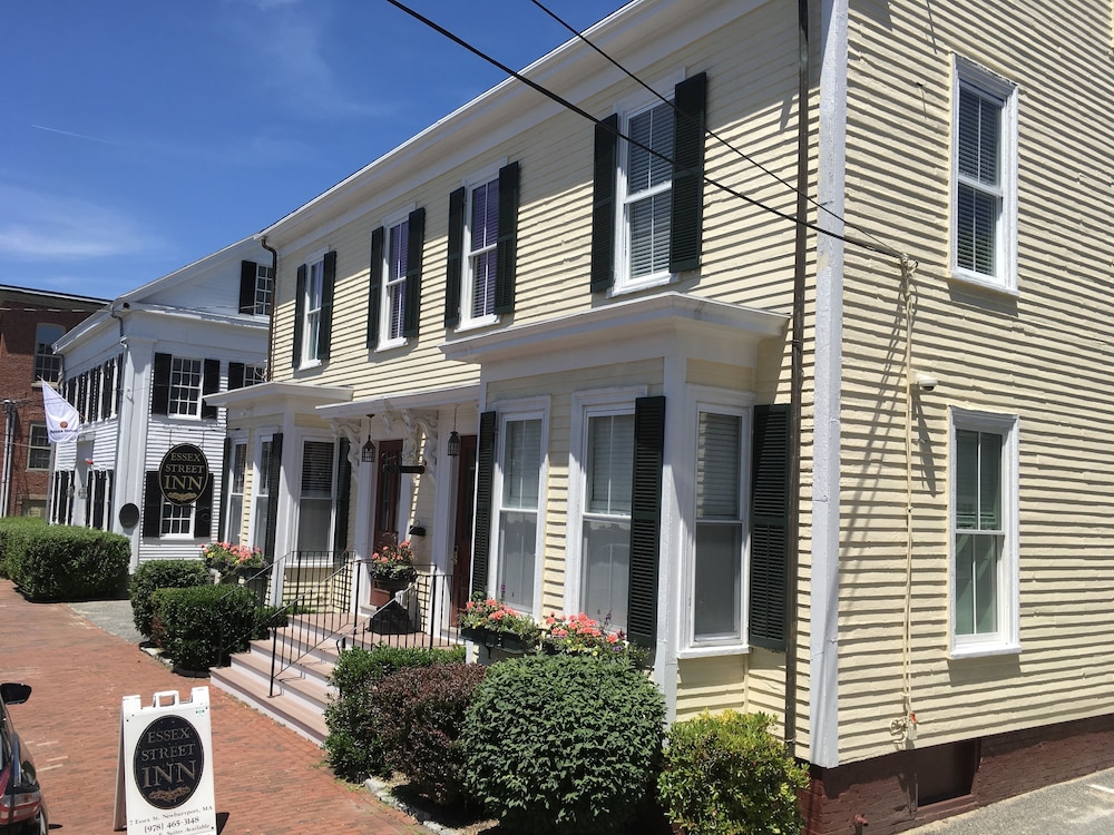 Essex Street Inn & Suites, an Ascend Collection Hotel 70/75