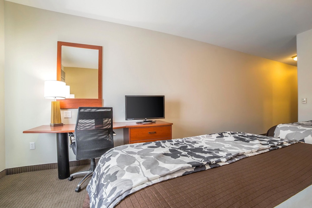 Sleep Inn and Suites Douglas, WY 18/39