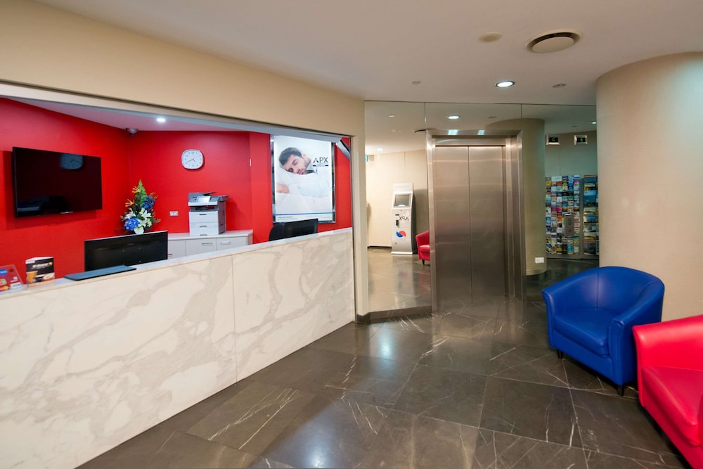 Apx World Square Apartments 6/52