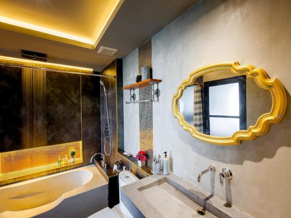 Loftmania Boutique Hotel 72/72