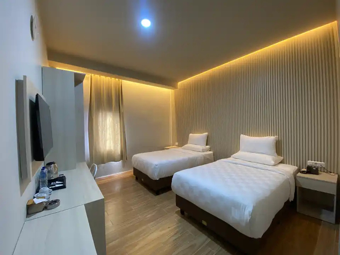 KATAOMA HOTEL 3/11