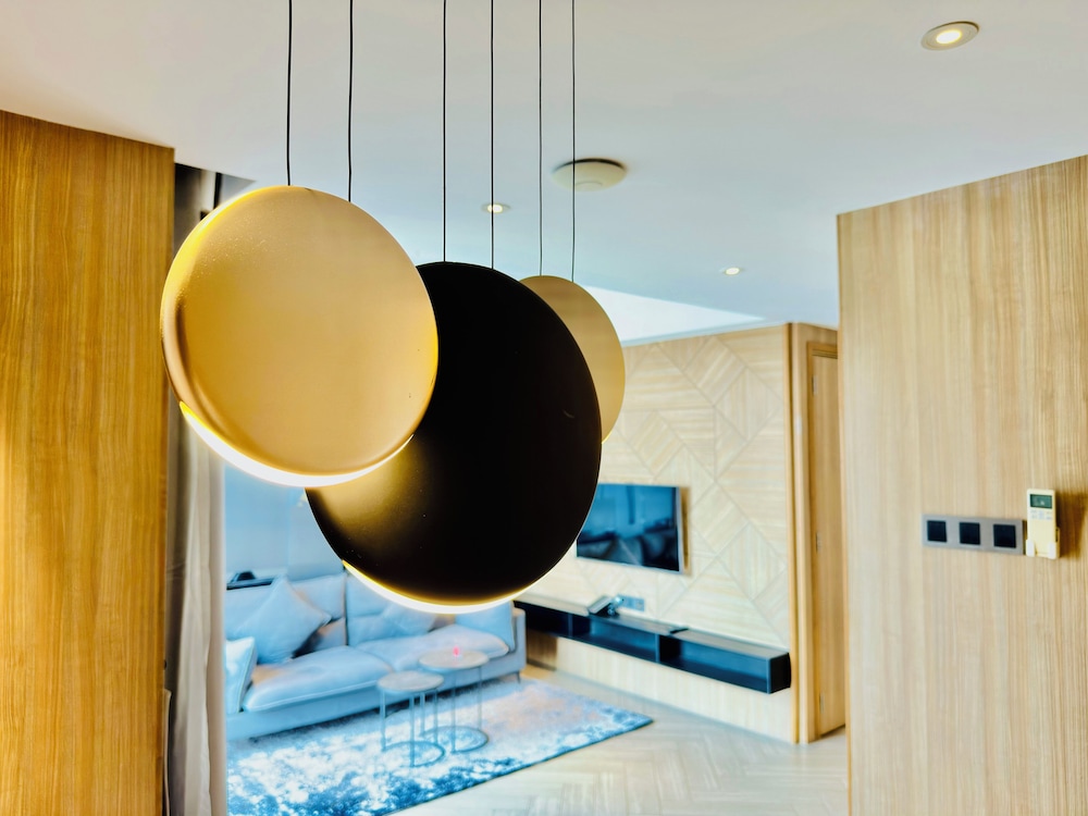 One Residence Hotel & Apartment 29/49