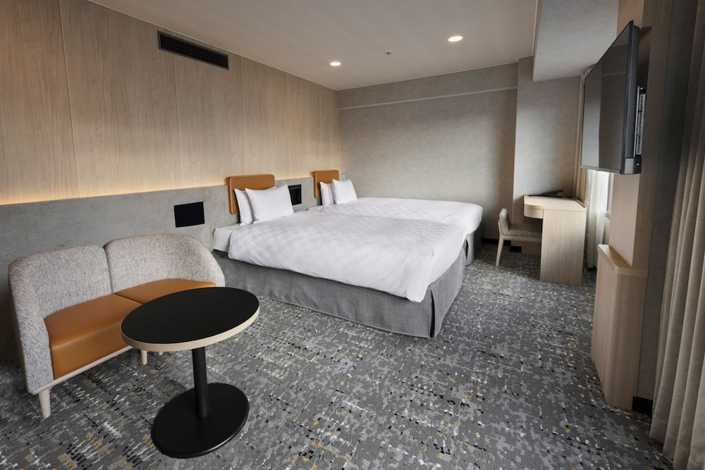 Renovated, Superior, Twin Beds