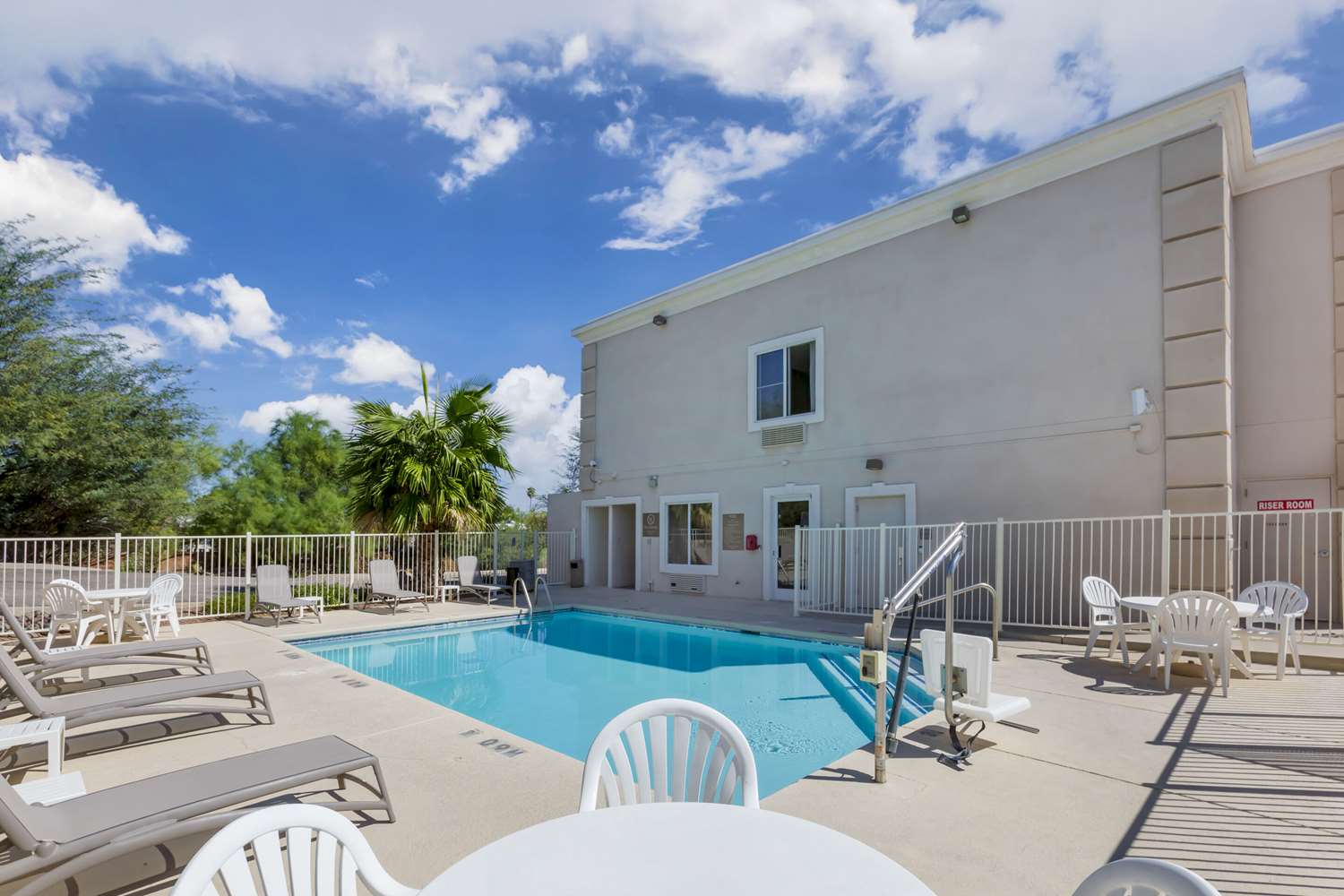 Comfort Inn Green Valley 17/17