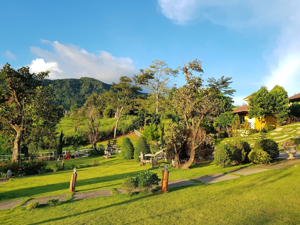 Foresta Hill Resort 30/41