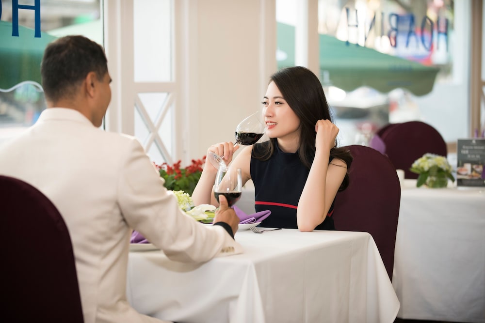 Hoa Binh Hotel 13/69