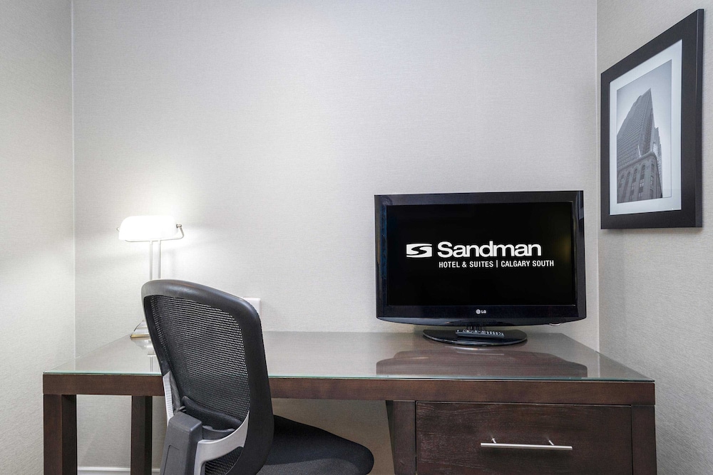 Sandman Hotel & Suites Calgary South 53/65