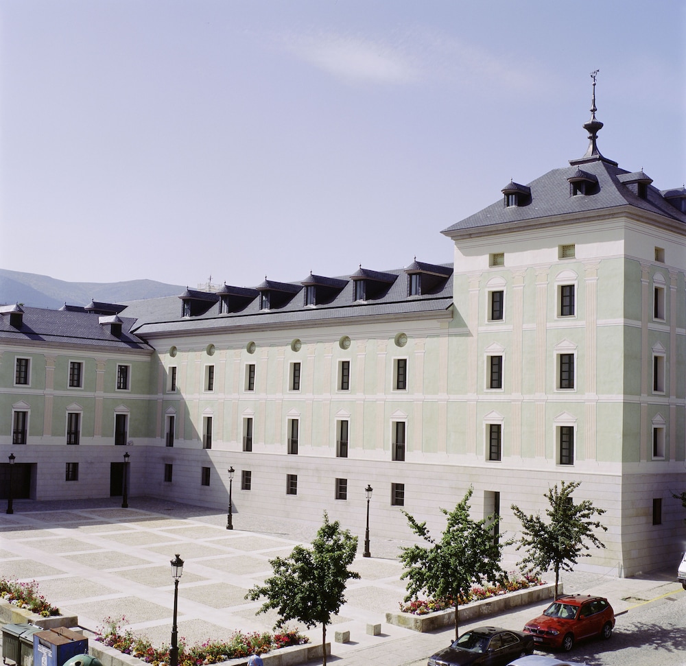 Parador De La Granja 1/50