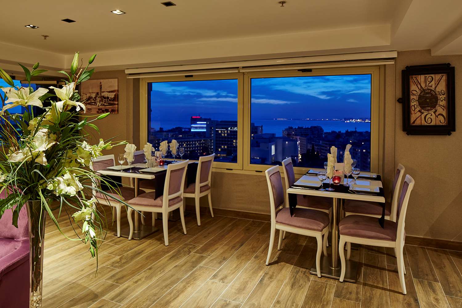 Doubletree By Hilton Hotel Izmir Alsancak 38/58