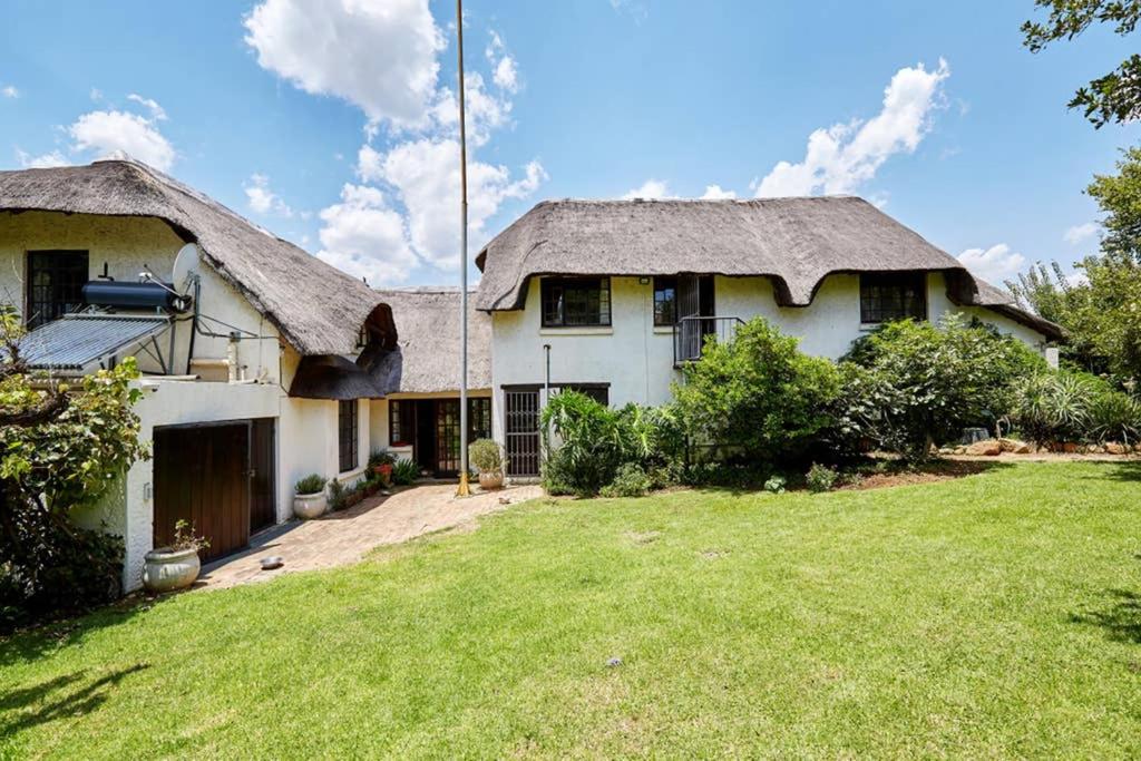 41 Ridge Self-catering Cottages 38/50