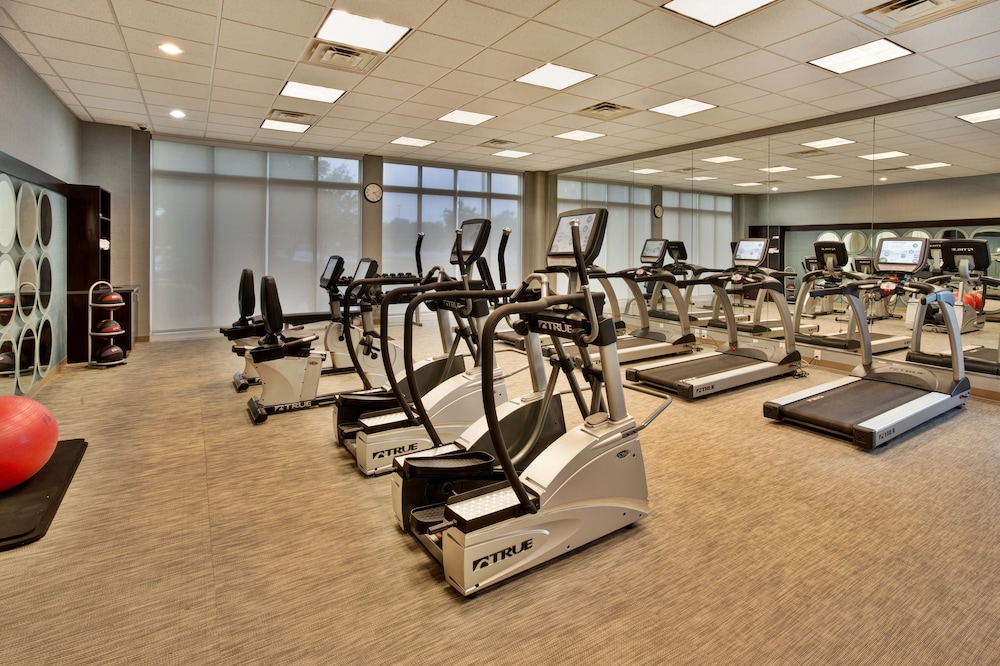 Holiday Inn Detroit Metro Airport 17/58