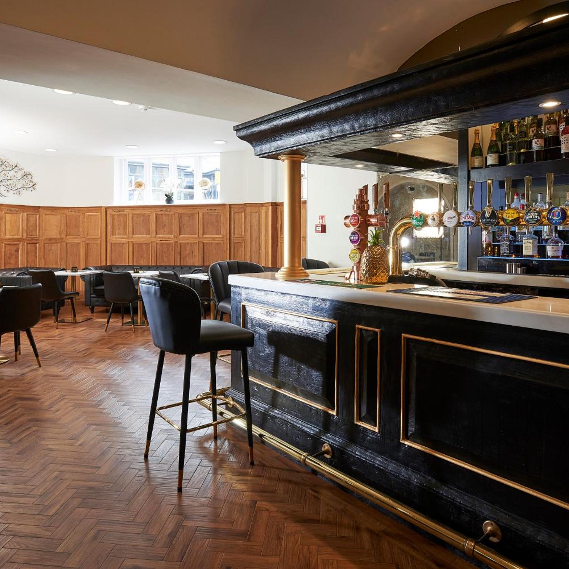 The Crown Hotel 31/55