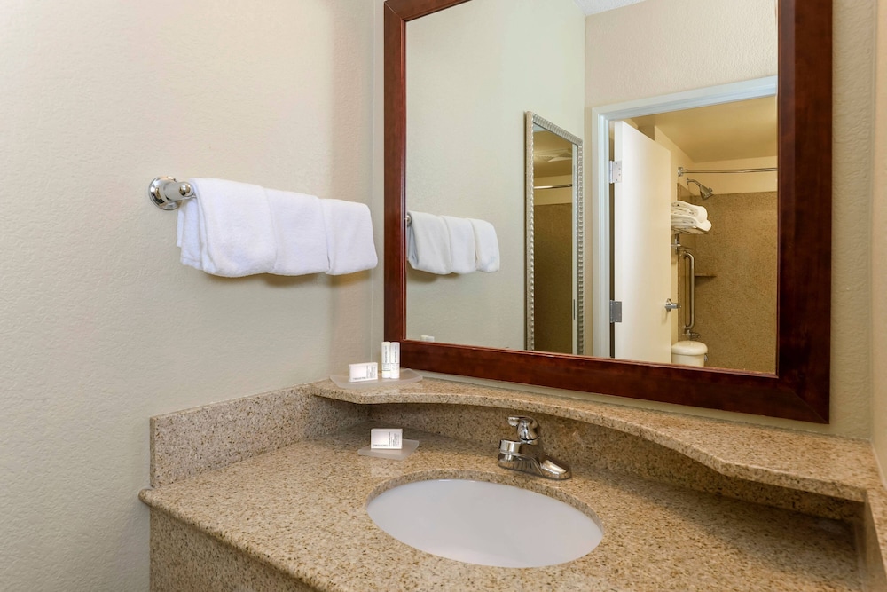 Springhill Suites Boulder Longmont 16/42