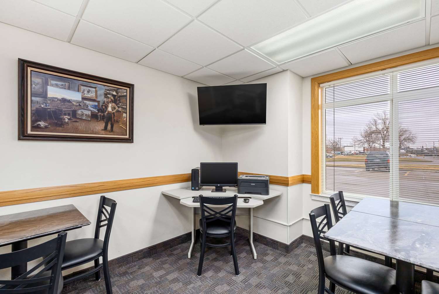 Days Inn By Wyndham Great Falls 24/35