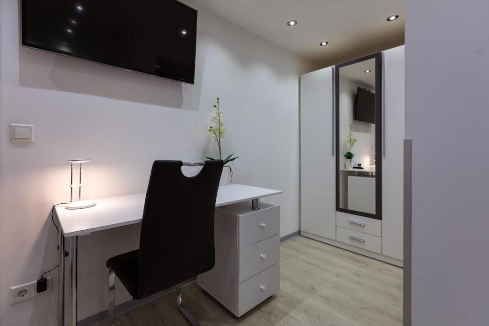 Hotel Ruhen 5/56