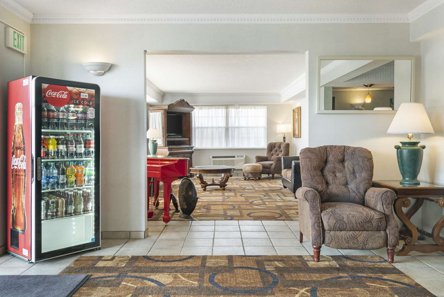 Quality Inn & Suites Manistique, MI 3/4