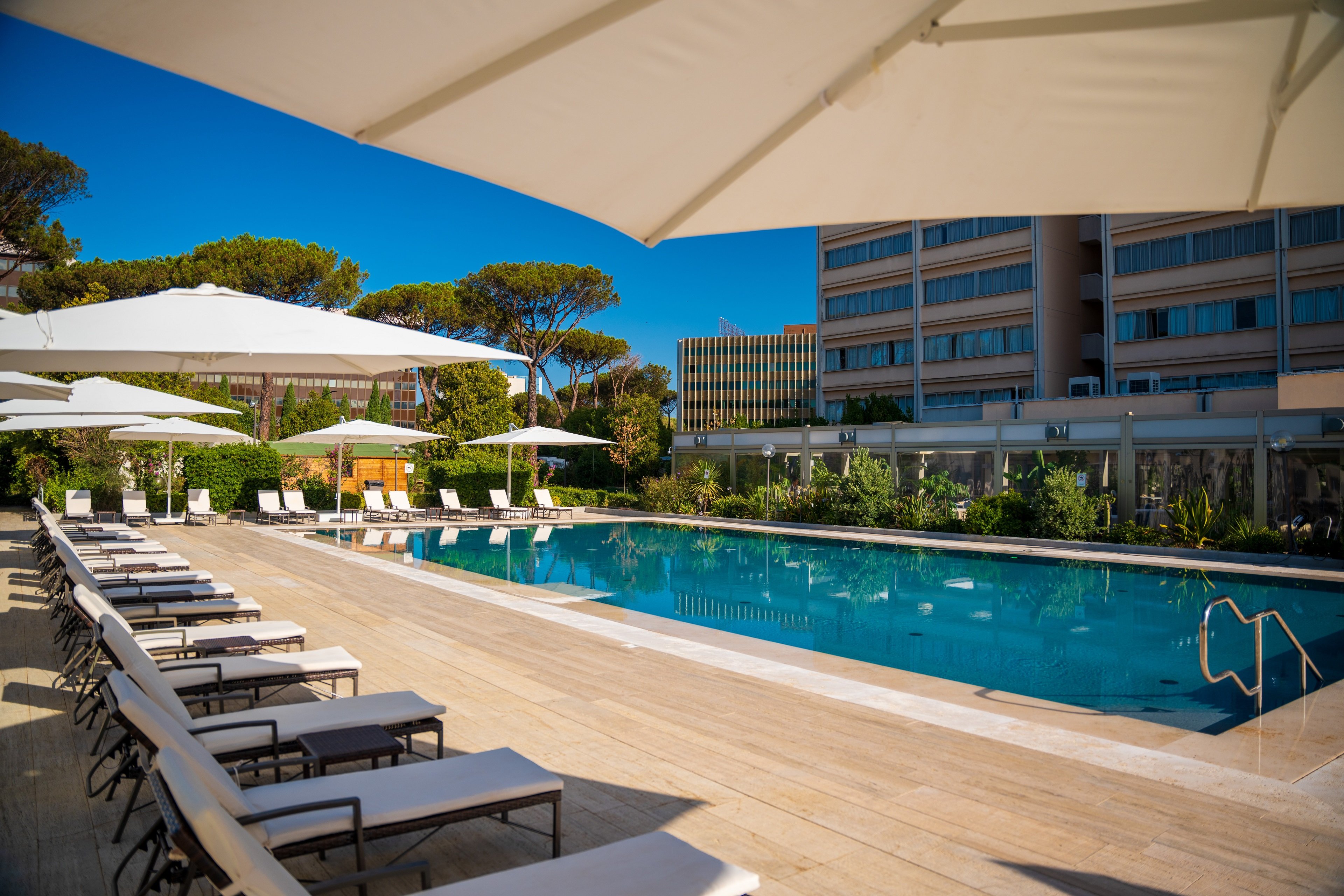 Holiday Inn Rome Eur Parco Dei Medici 75/77