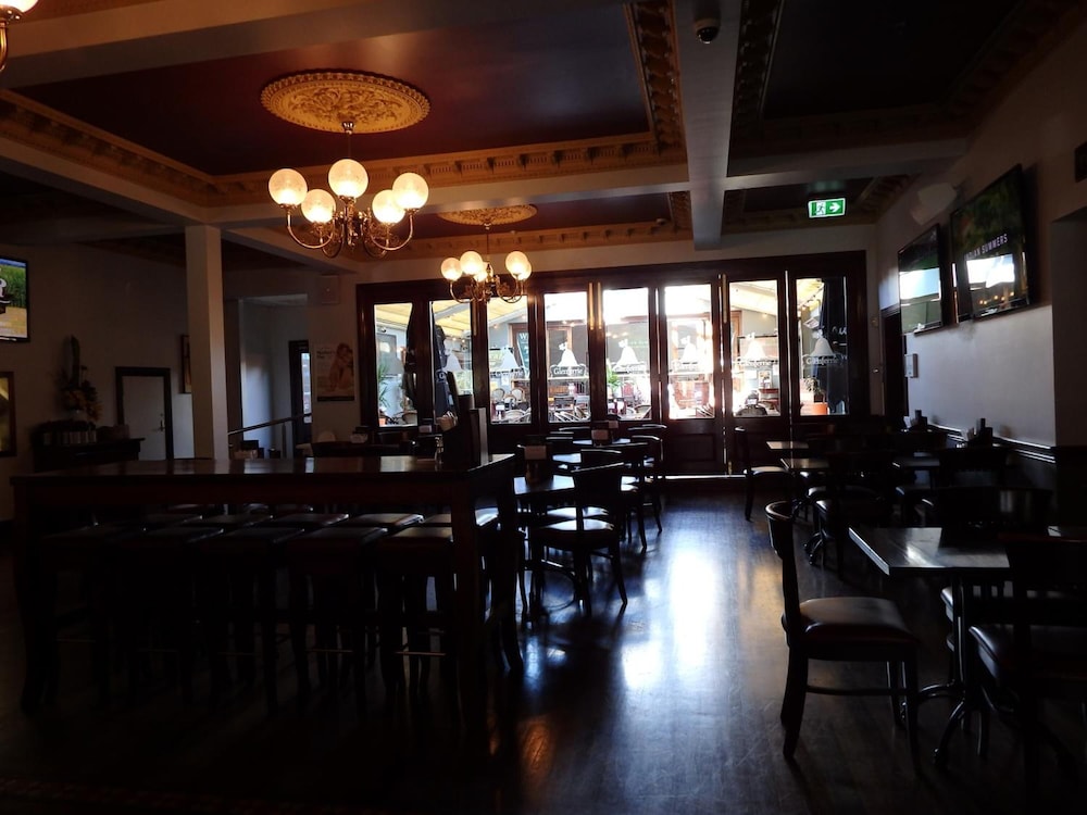 Glenferrie Hotel 48/61