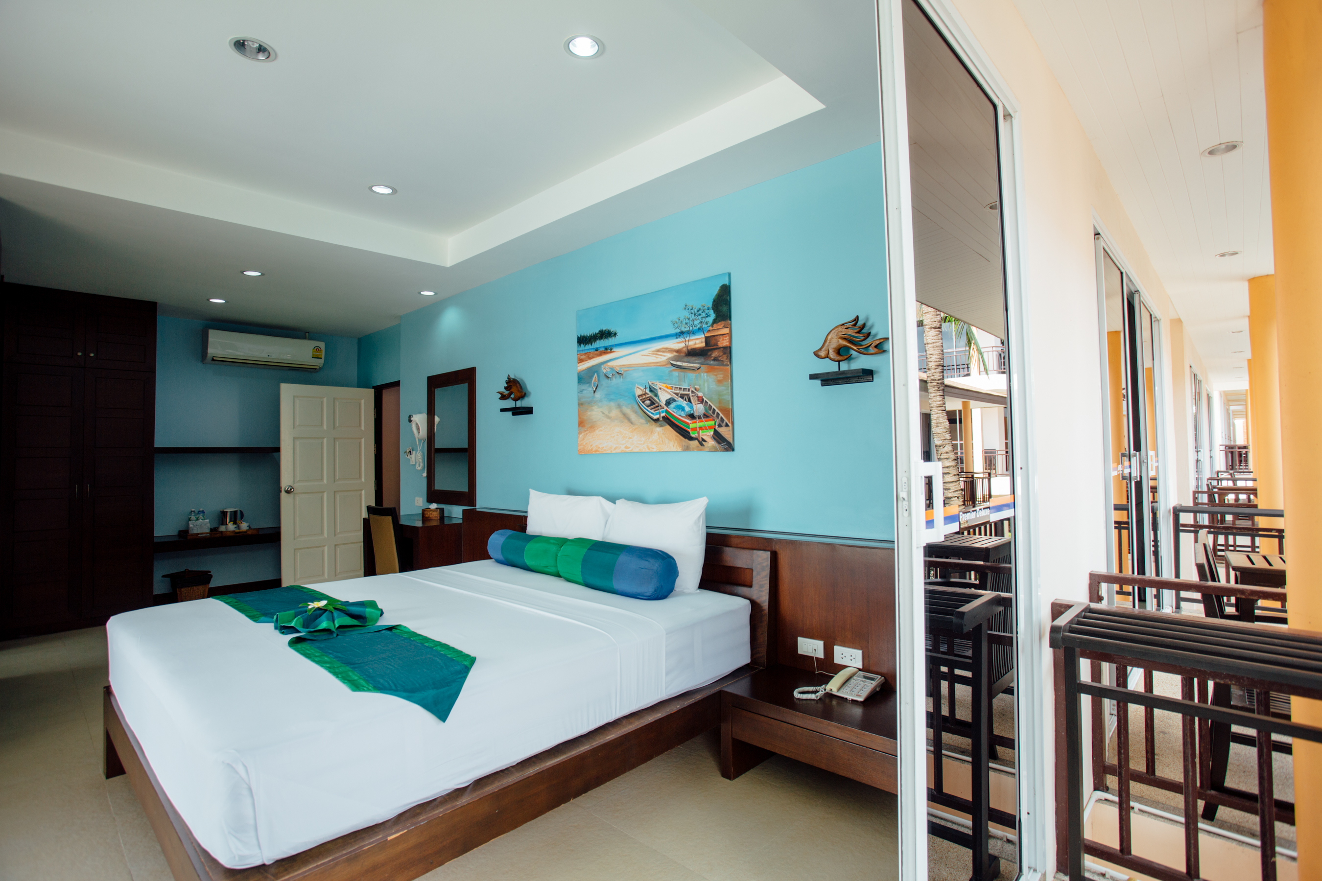 Ark Bar Beach Resort 35/64
