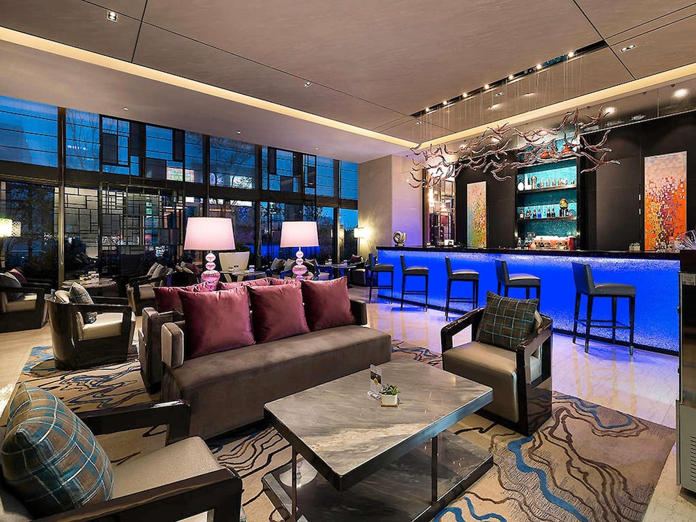 Novotel Ningbo East 49/76